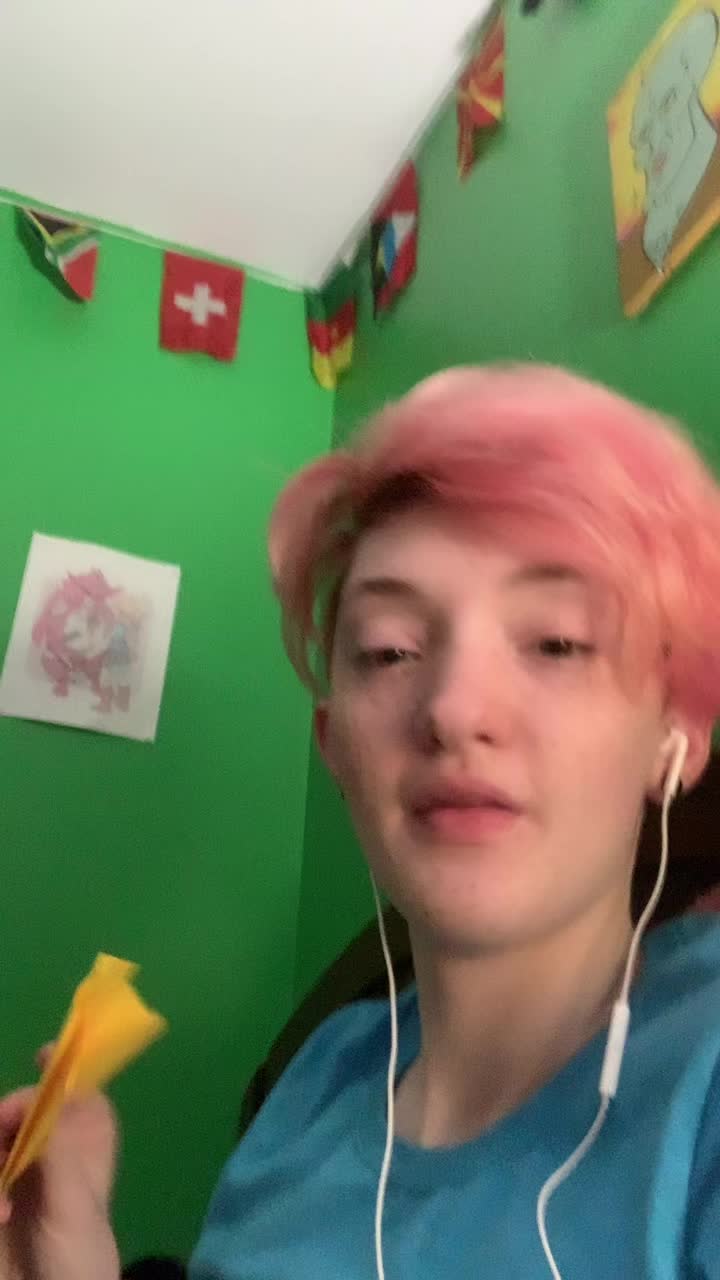@Bee