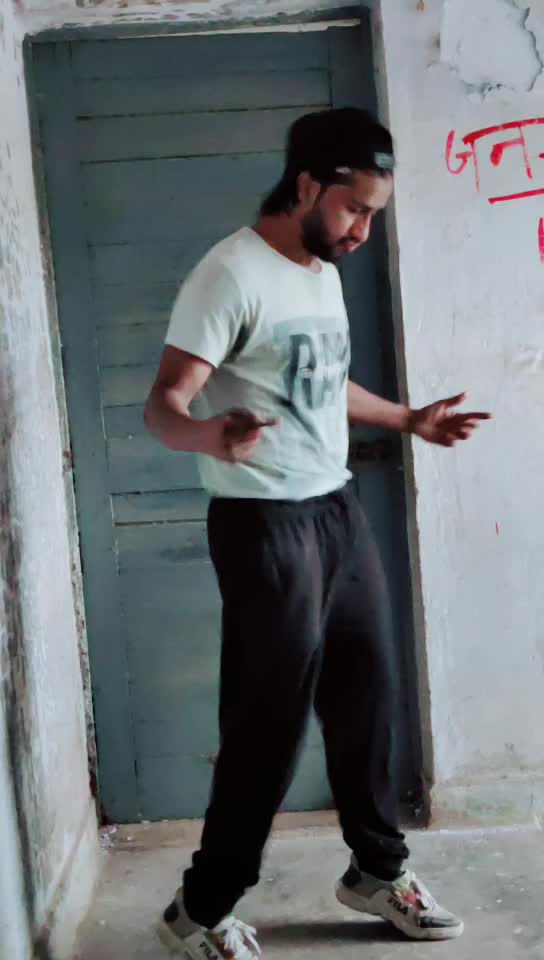 @officialmontichetan