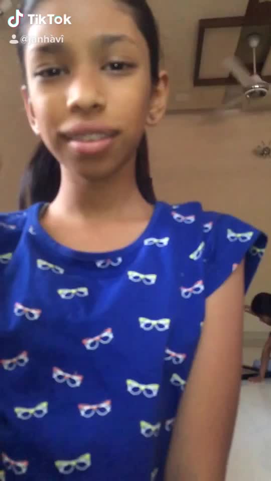 @🎀JANHAVI 🎀