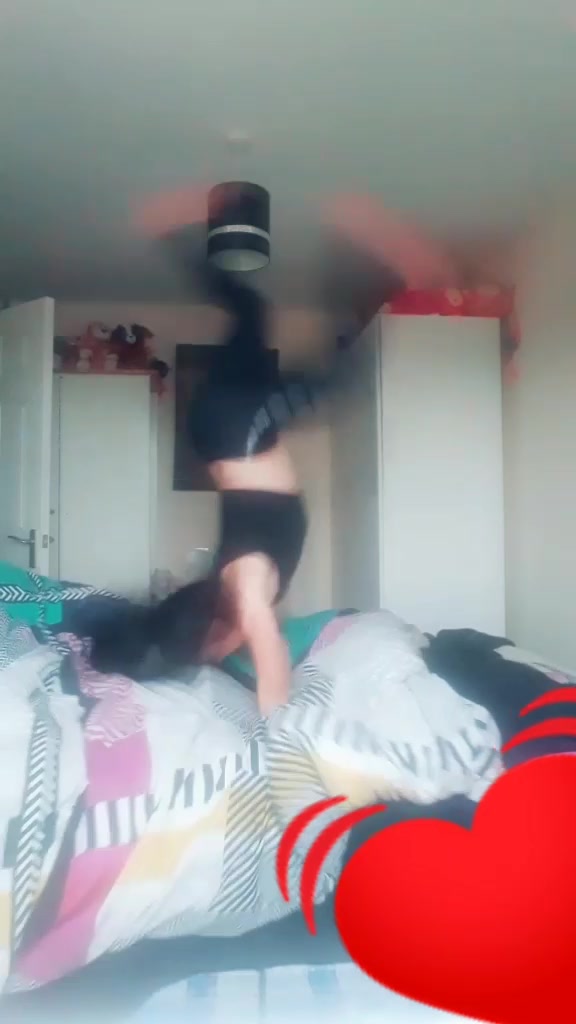 @contortion