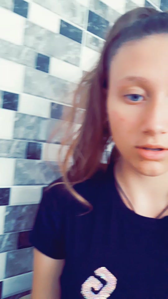 @AdryIana