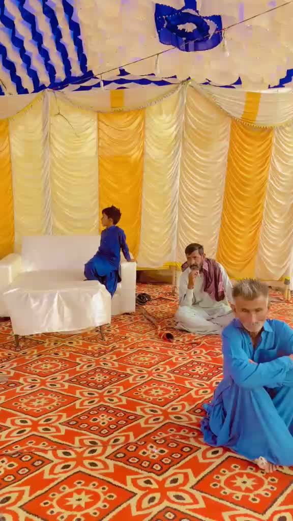 @Safa Baloch