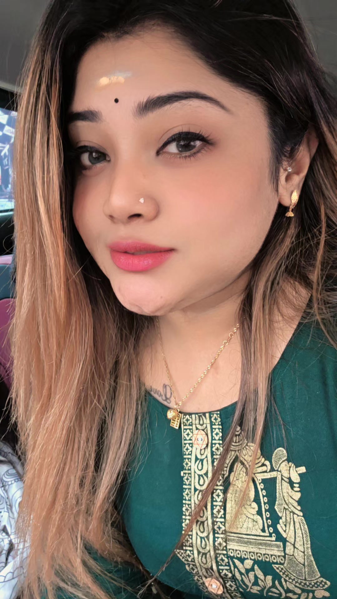 @𝑻𝒉𝒖𝒓𝒈𝒂𝒔𝒉𝒏𝒂𝒗𝒊🦋.