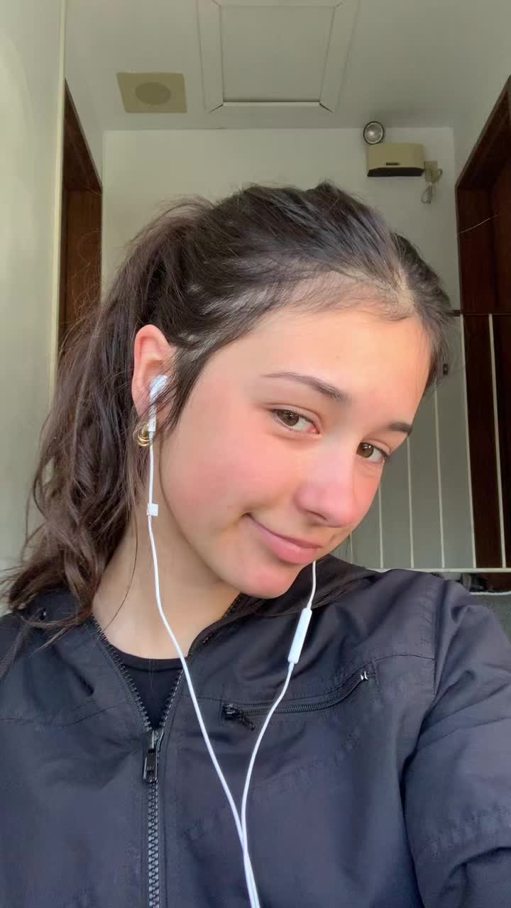@kiki spams
