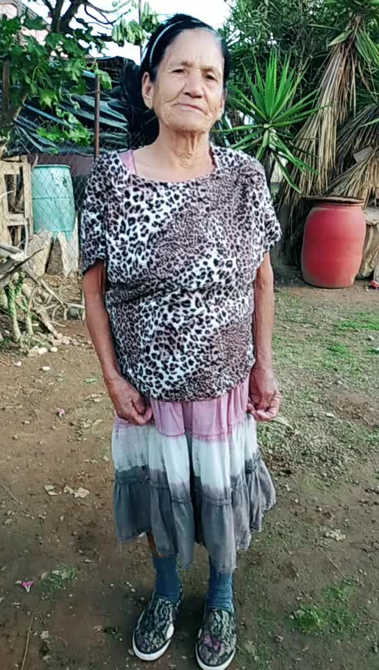 @Mamá Lola
