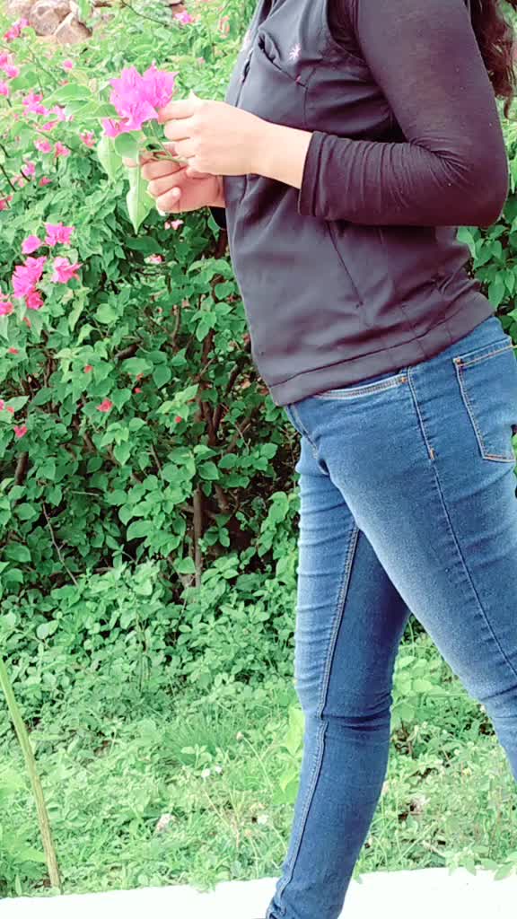 @deshi girl
