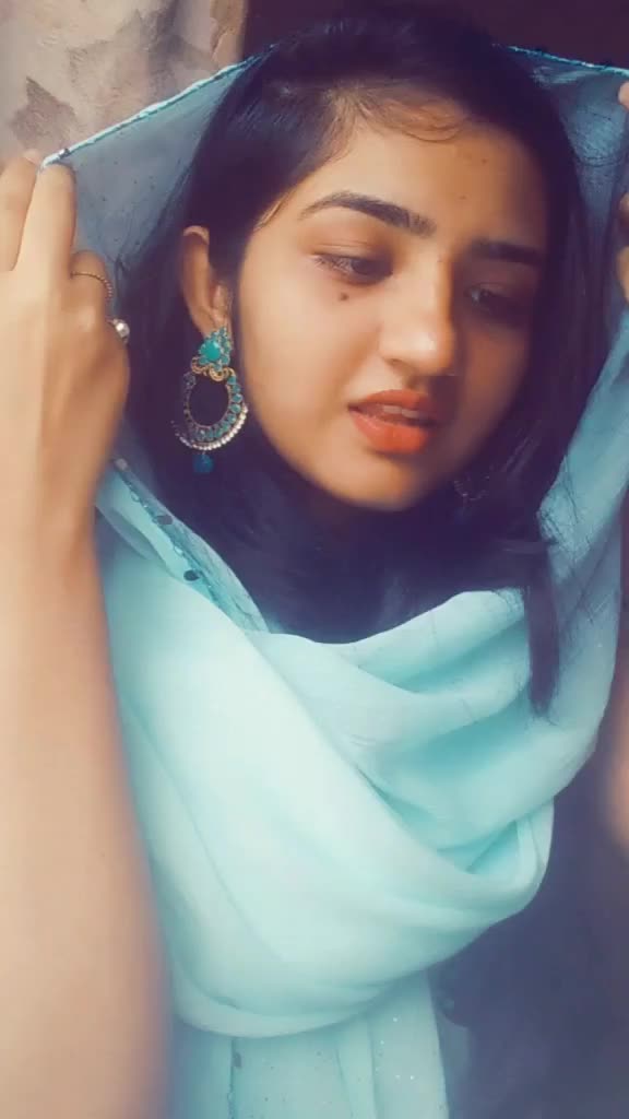 @Saloni Rabara💕