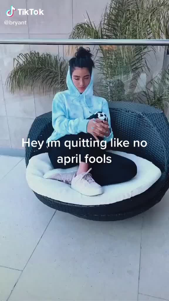 @Charli damelio