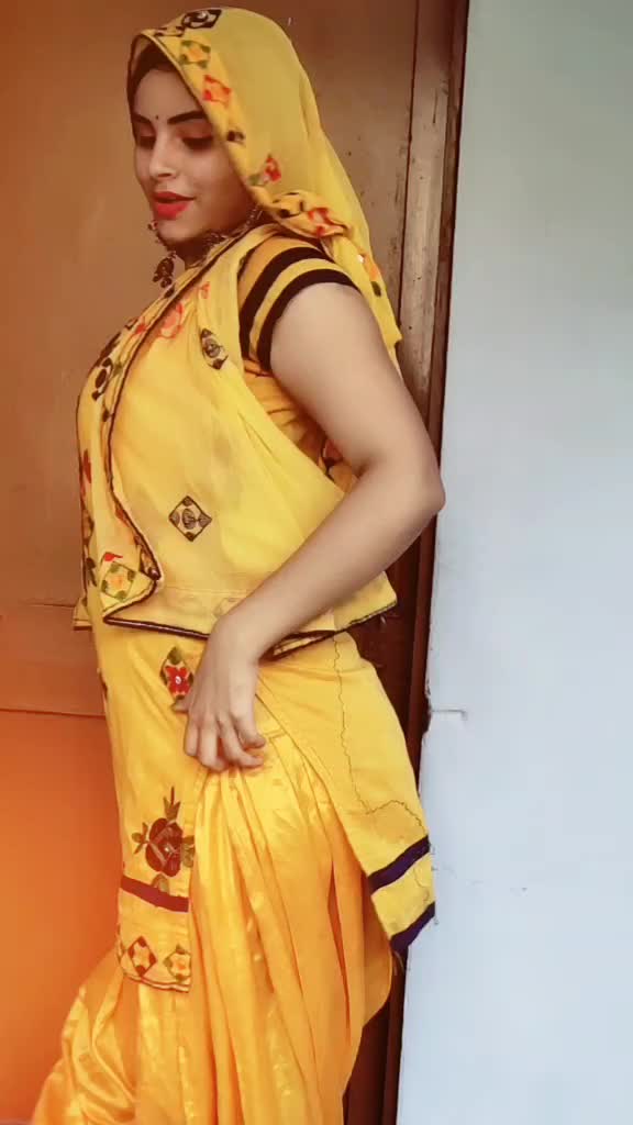 @Aliya Pandey
