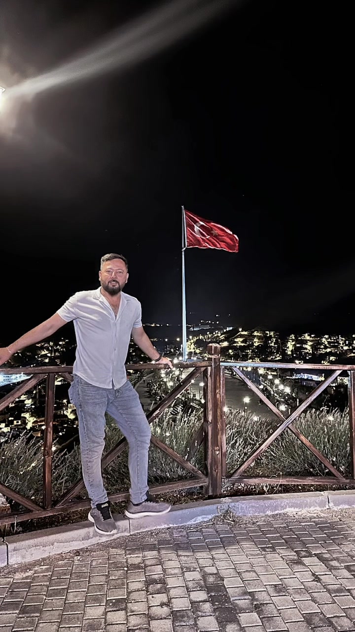 @𝐸𝓇𝒽𝒶𝓃 𝒴İ𝒢̆İ𝒯