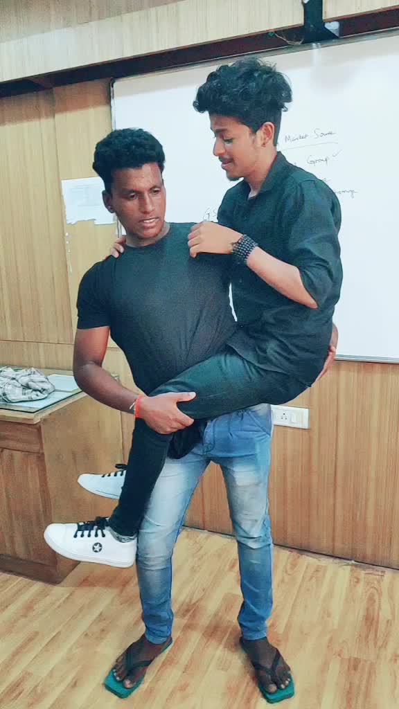 @Dilli Vinoth