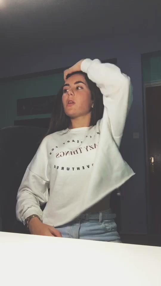@Angie✨🖤