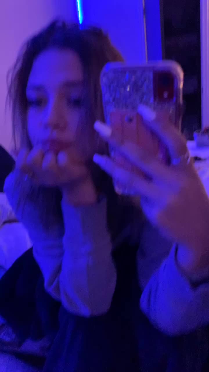 @izzi