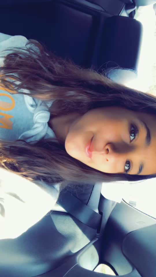 @Gabi💚🖤