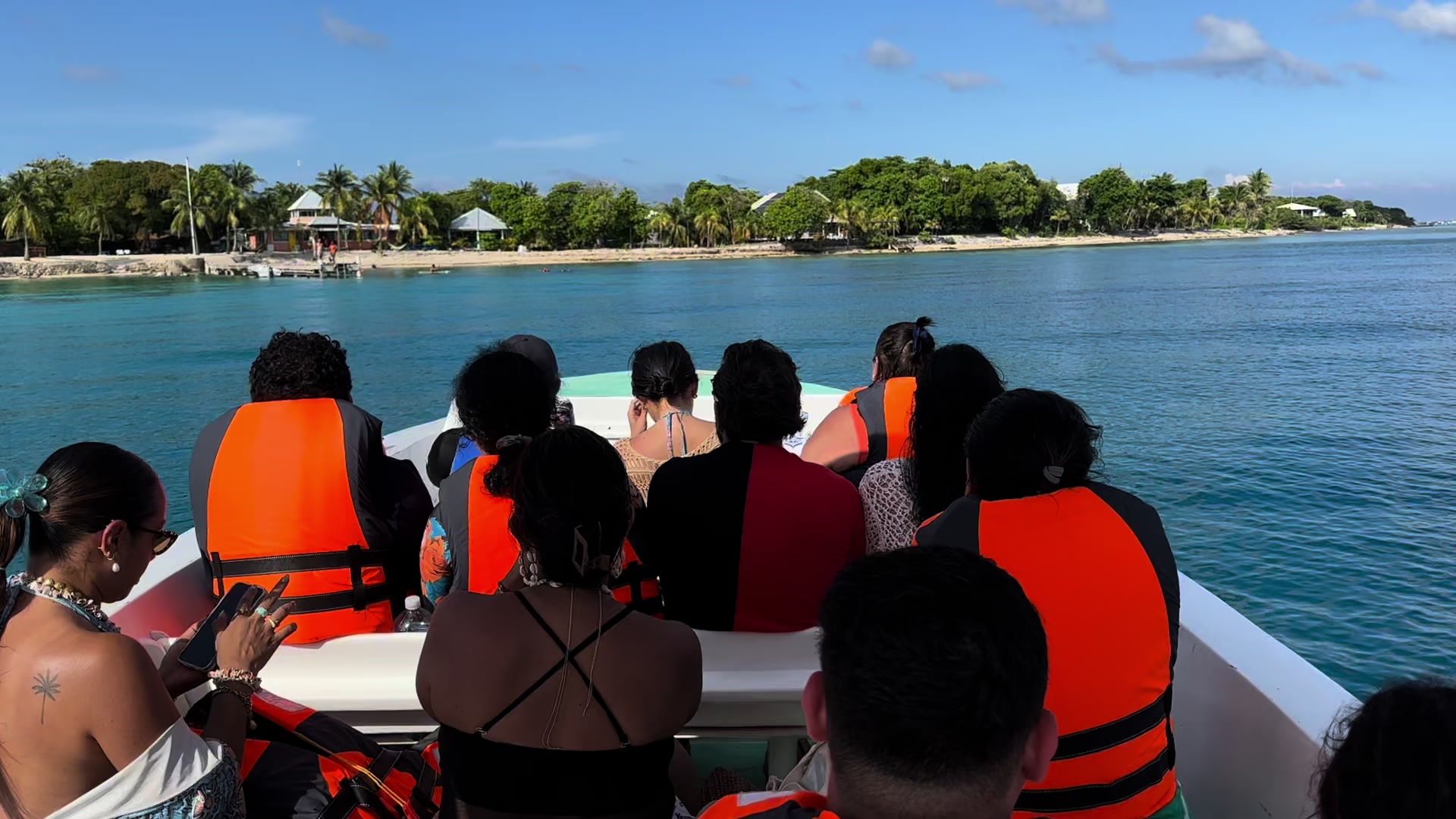 @Sunbliss Tours Utila