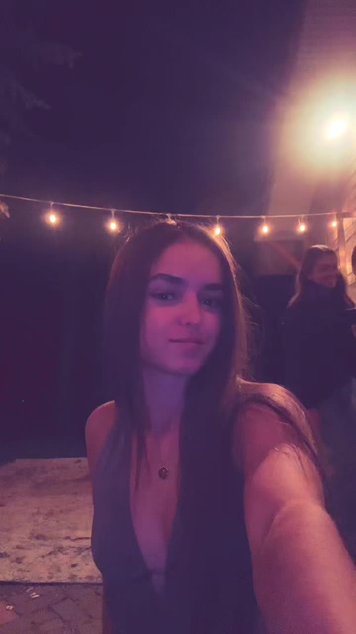 @nadia