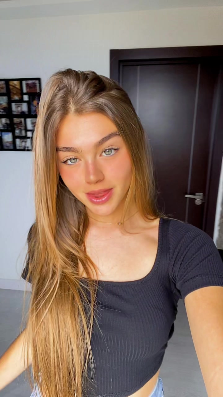 @eliett