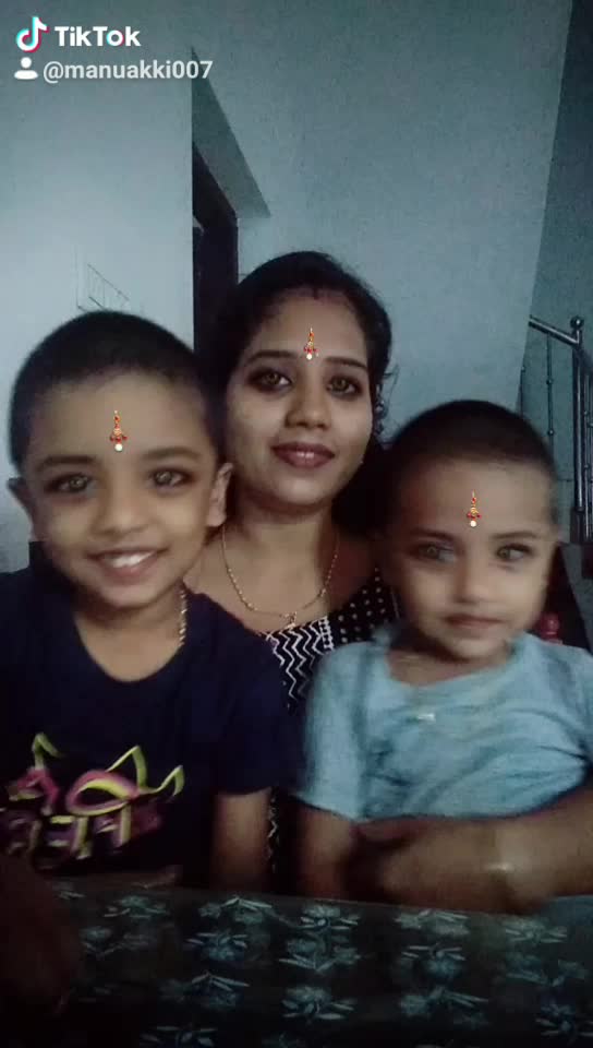 @ManuAkki