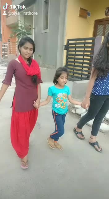 @🦄Niyati rathore🦄