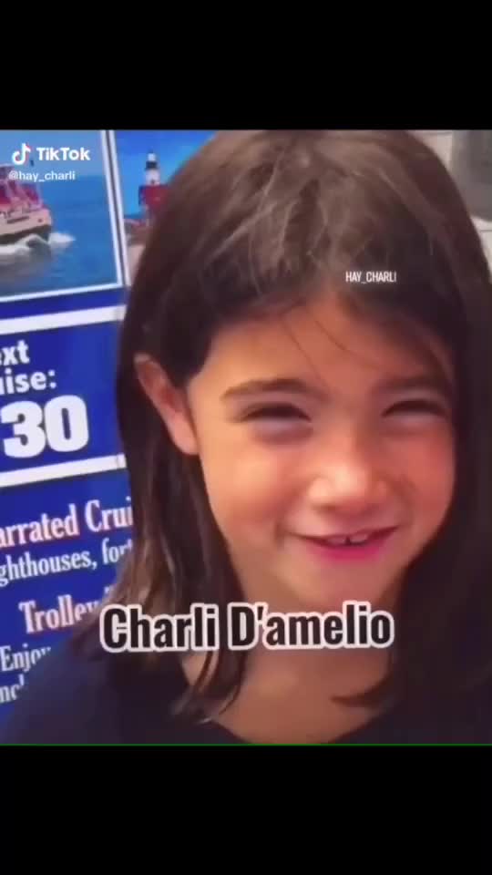 @Charlidamelio_.1
