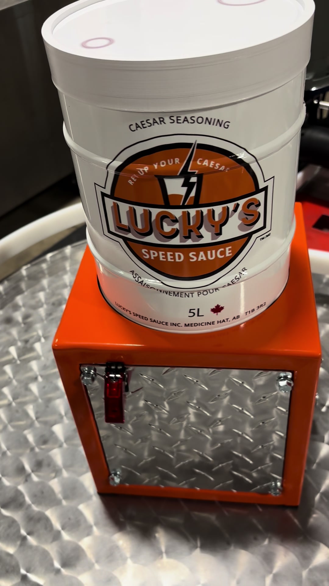@luckys speed sauce