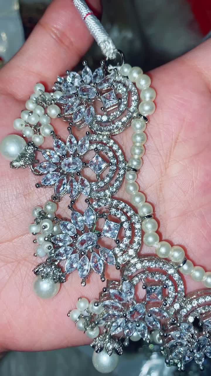 @Mahaaz.Collections