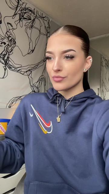 @jaskova