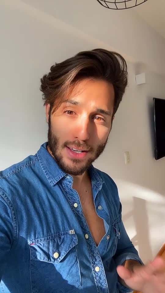 @Alejandro V&aacute;zquez-Vela