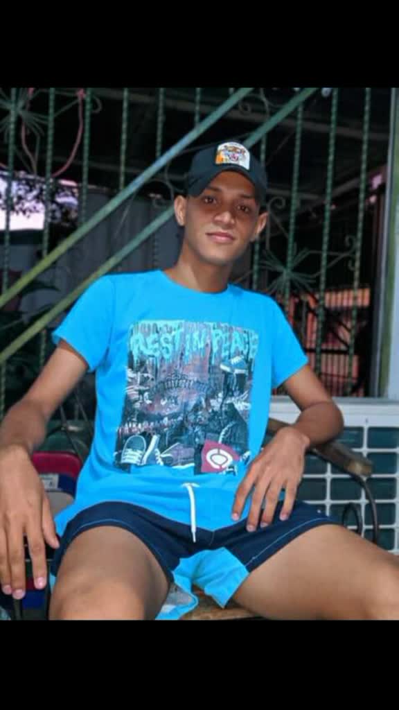 @Deya Garcia893