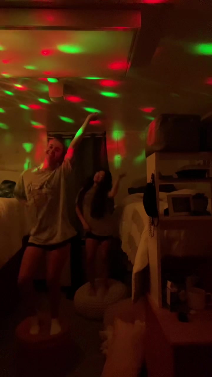 @ella🌟