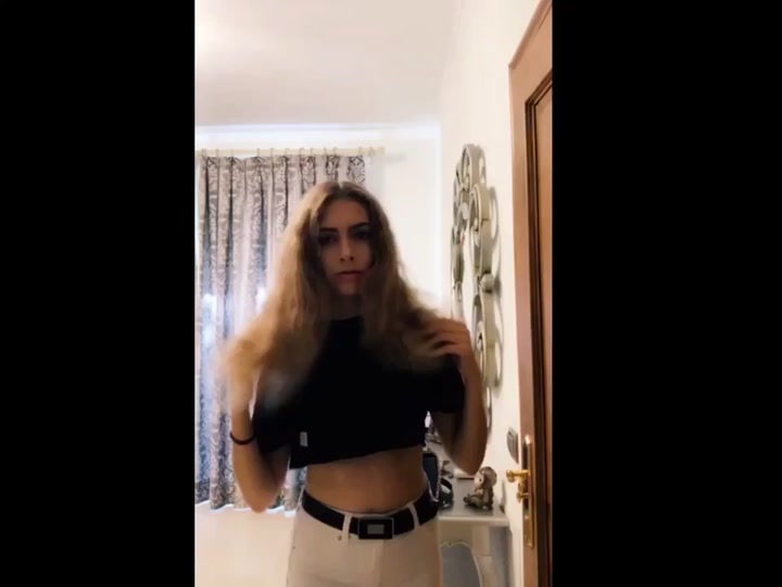 @Poliinthehouse