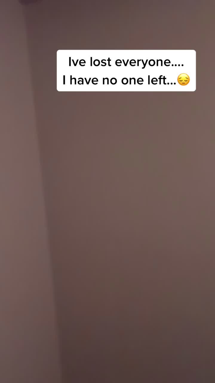 @Sad_hours_for_those_days