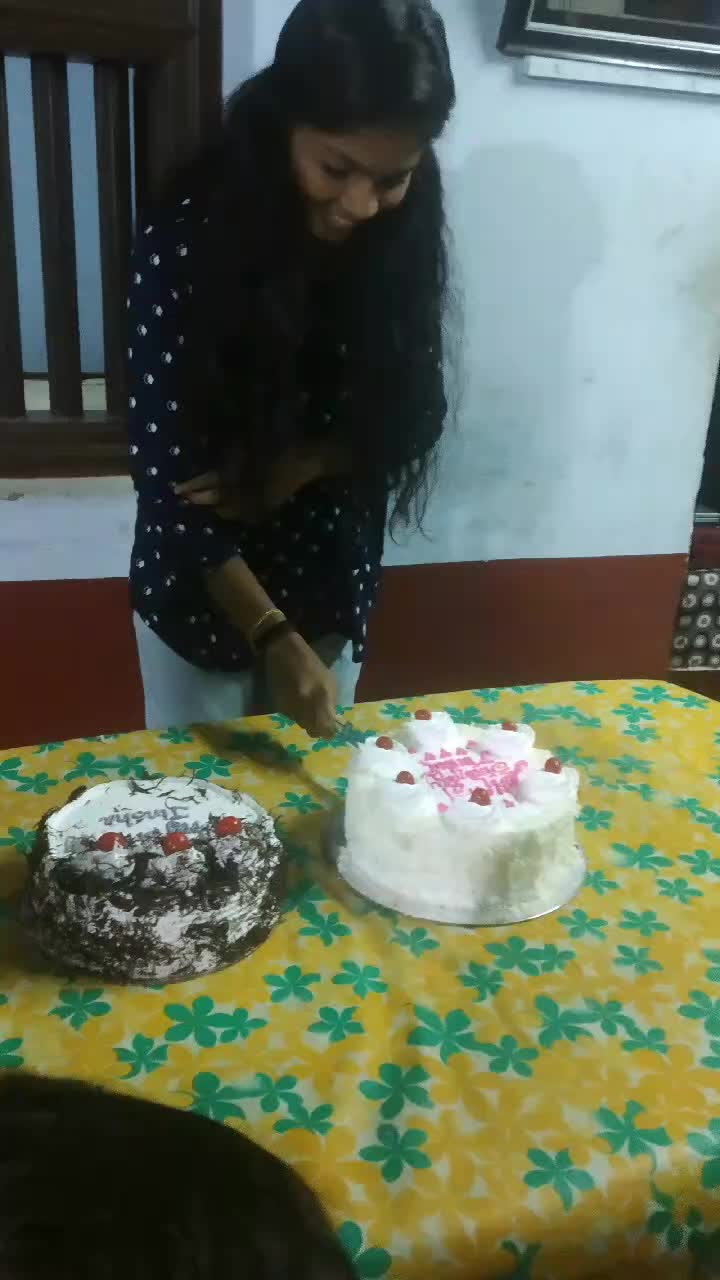 @Ponnuuz
