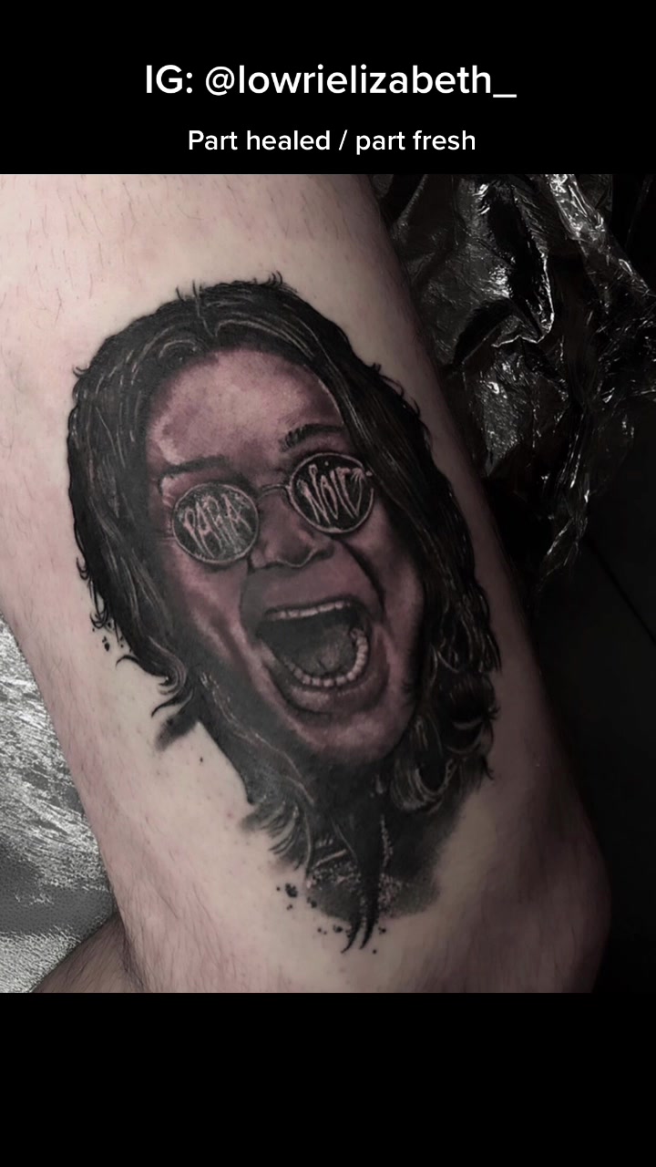 @Lowri Elizabeth Tattoo