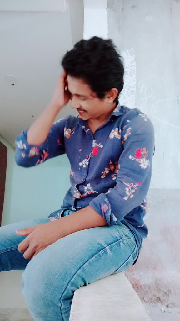 @Sad_boy_sekhar😭