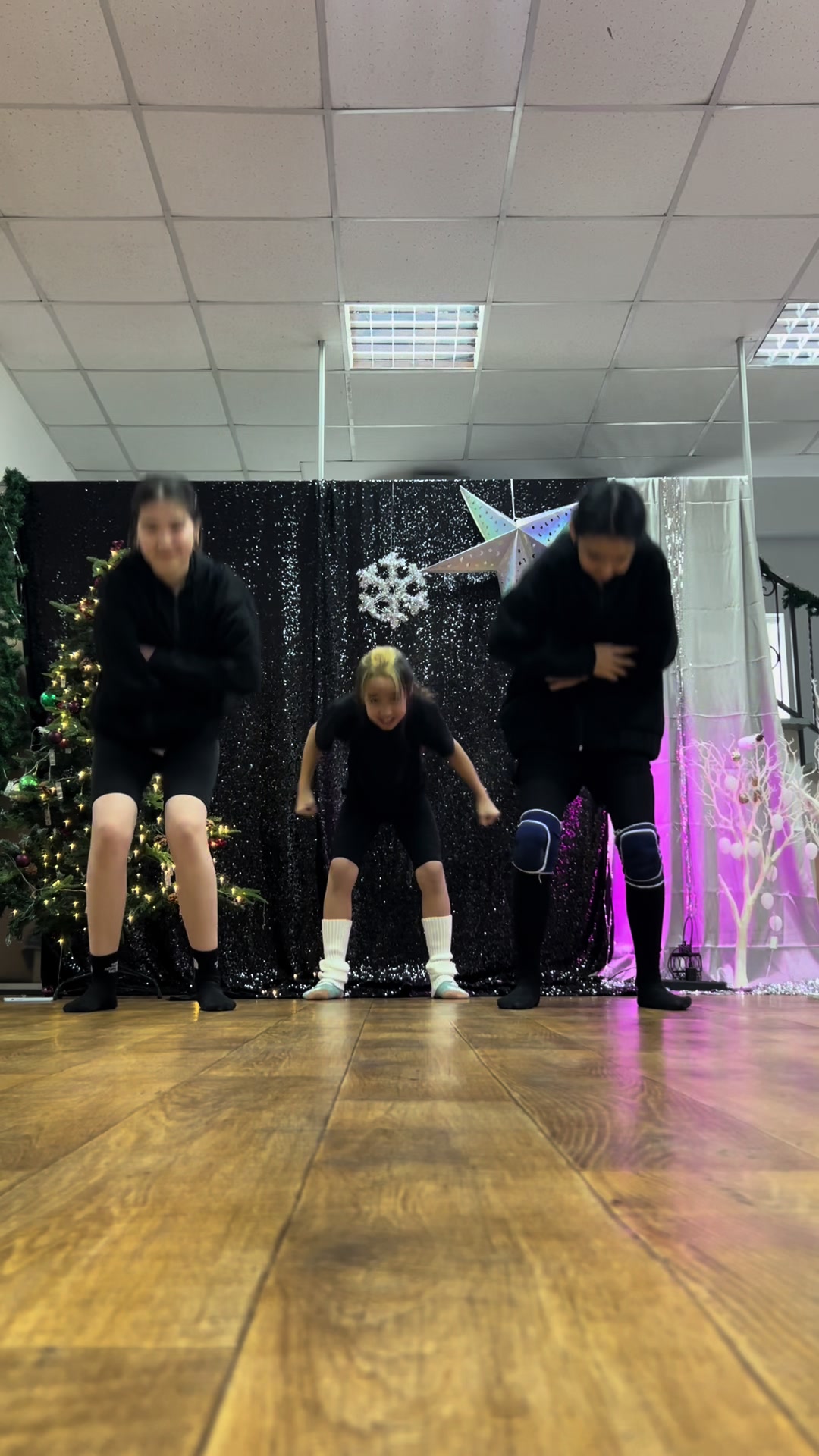 @DANCE STUDIO