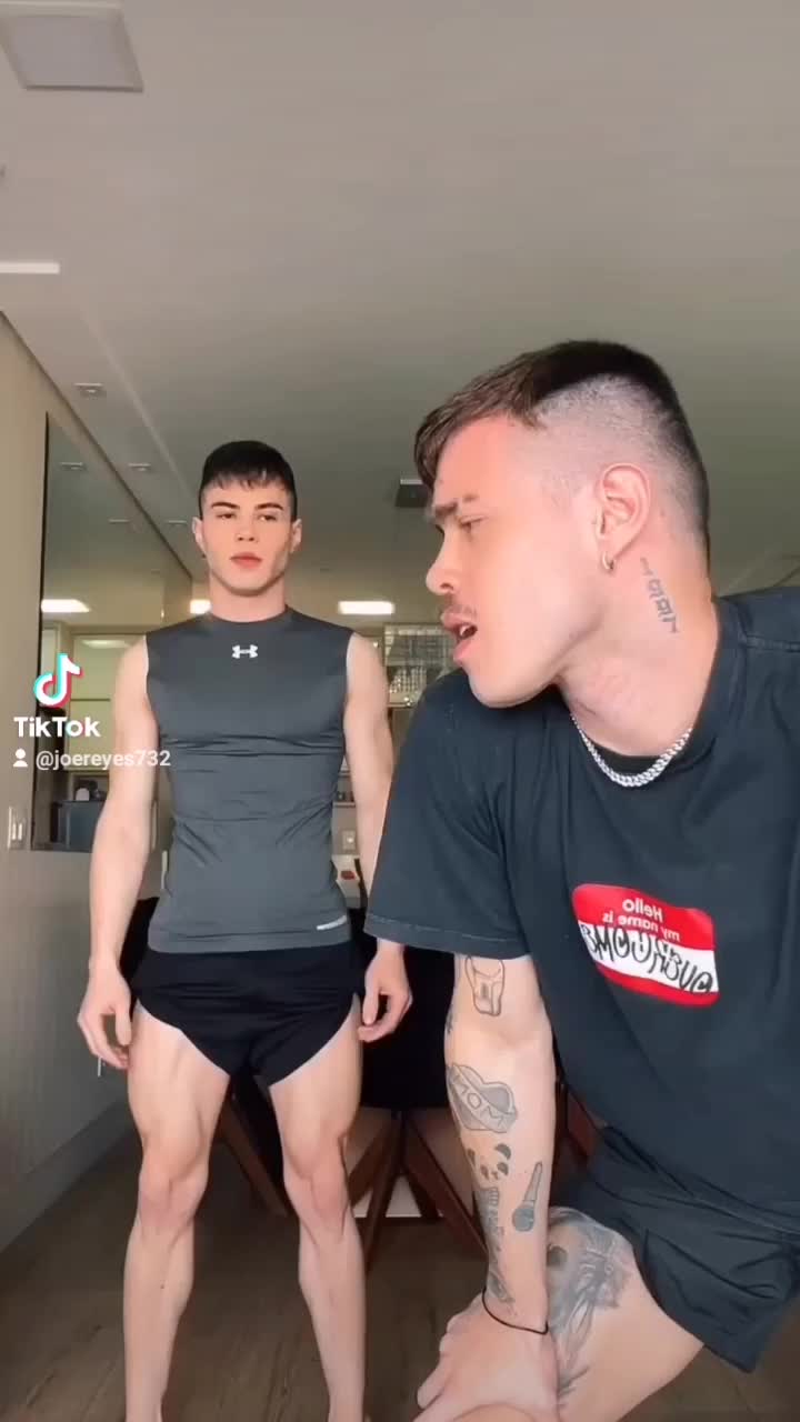 @TIK TOK WORLD