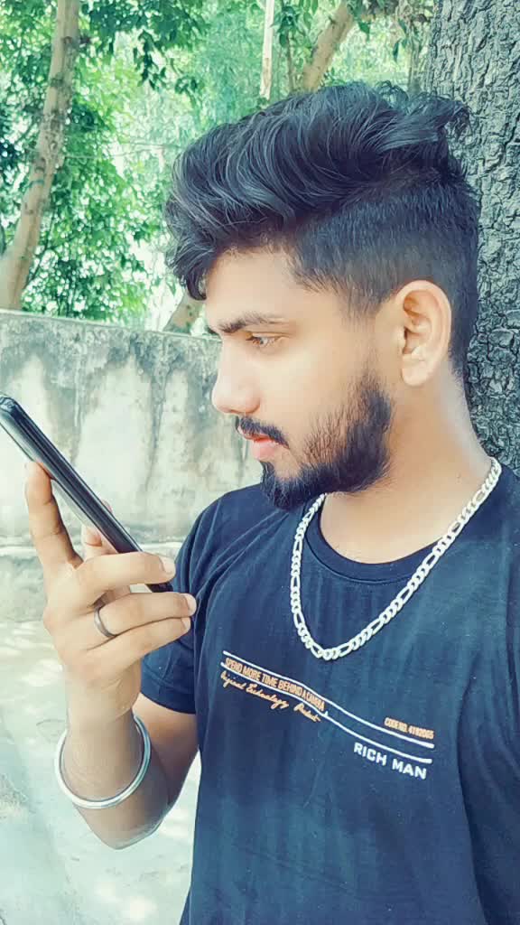 @user27174564845