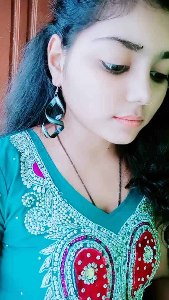 @👰Kavya unique 👰