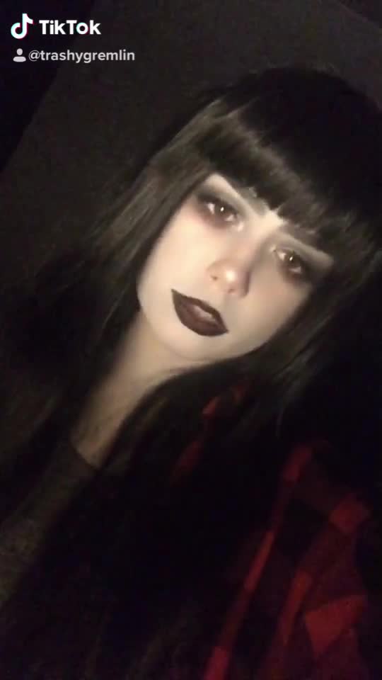 @the witch is dead!!!
