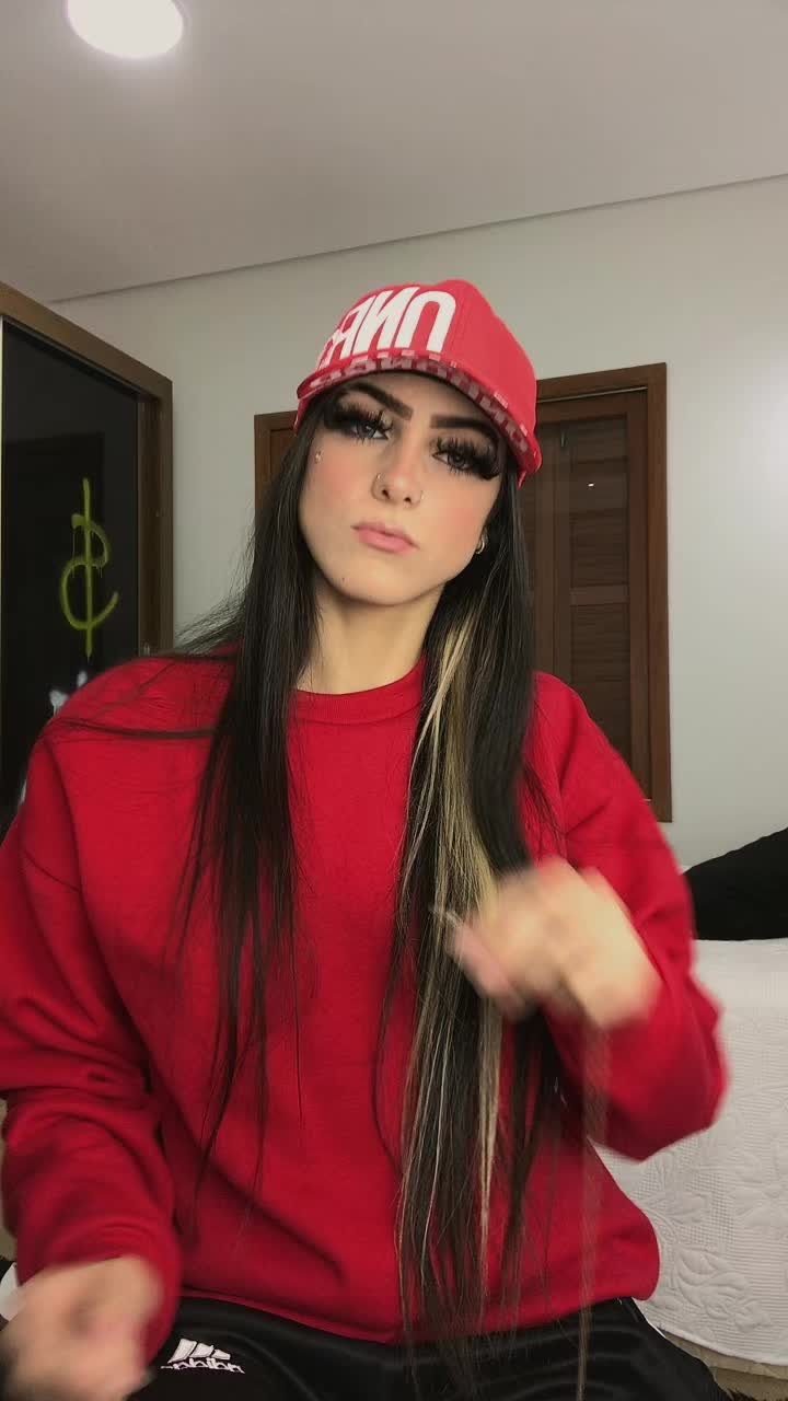 @M Y