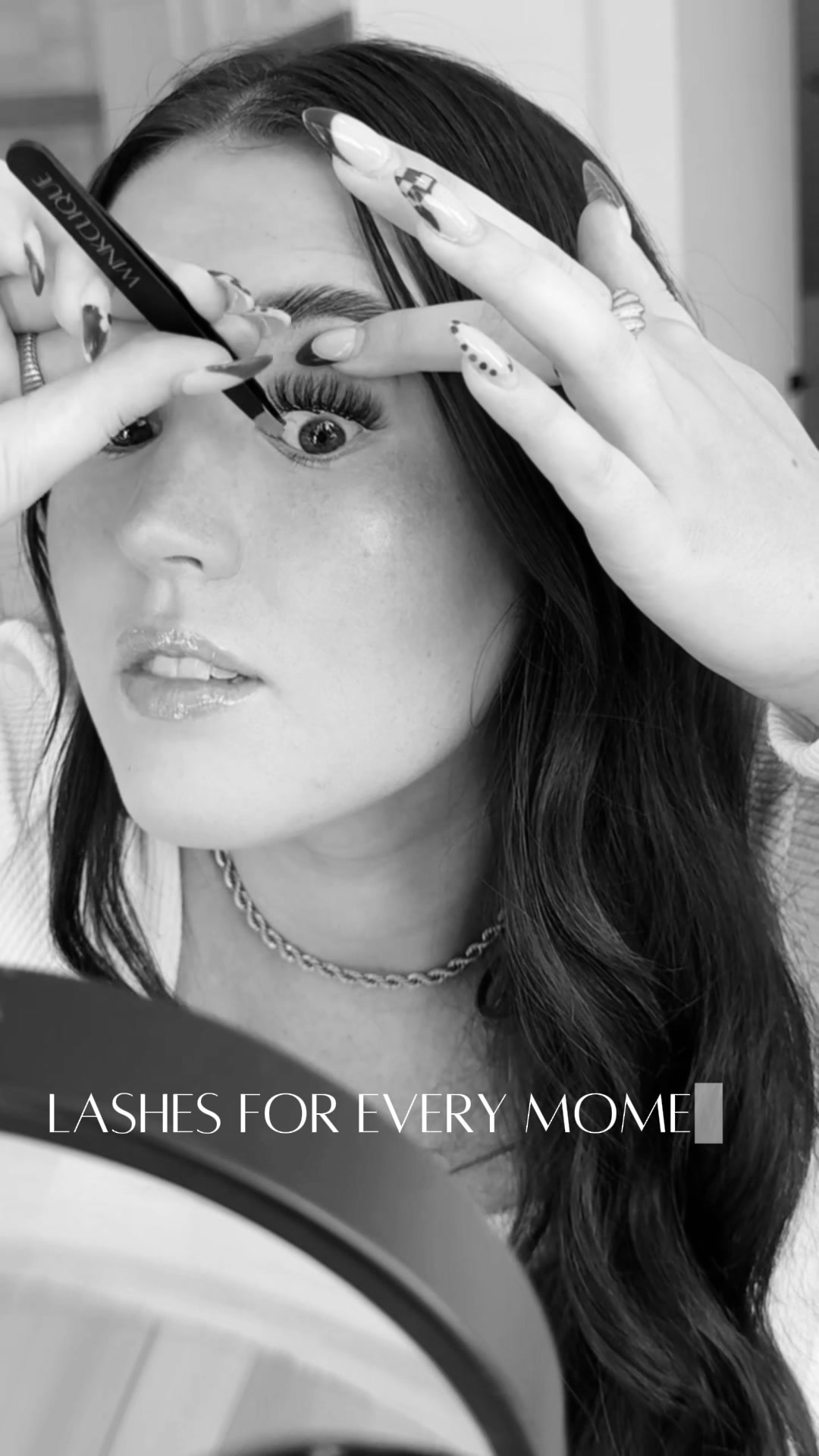 @Clique Lashes And Beauty