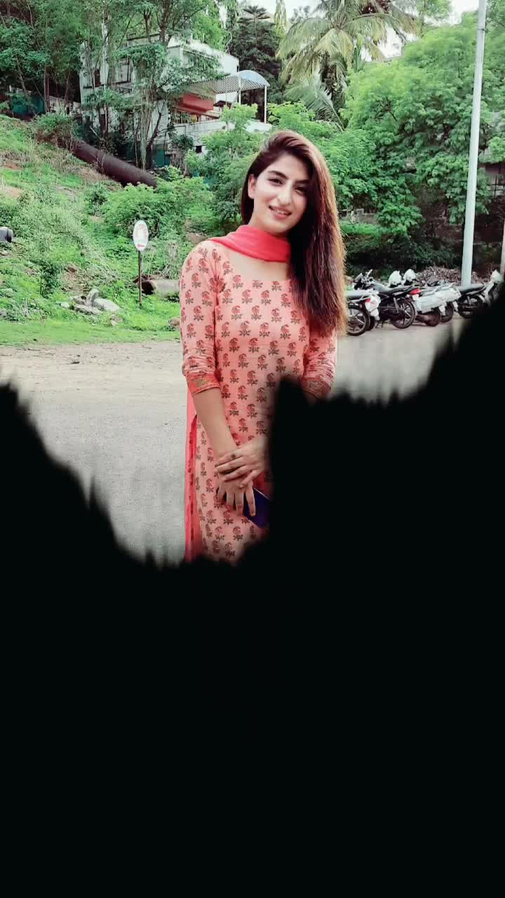 @Vneet kour