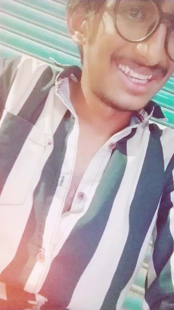 @Chandhu Royal's