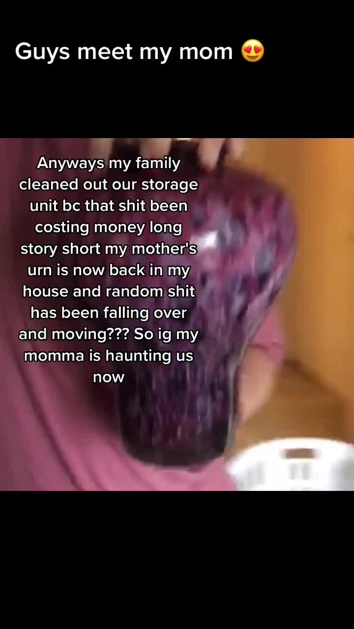 @GLAMROCK FREDDY'S WIFE <3