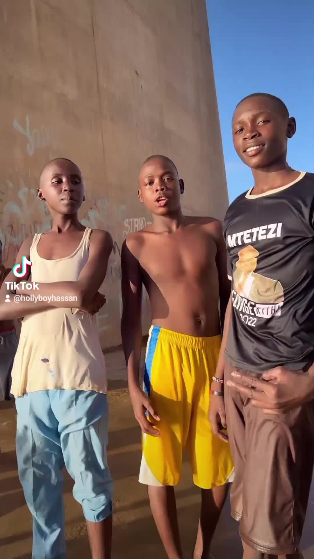 @hollyboyhassan