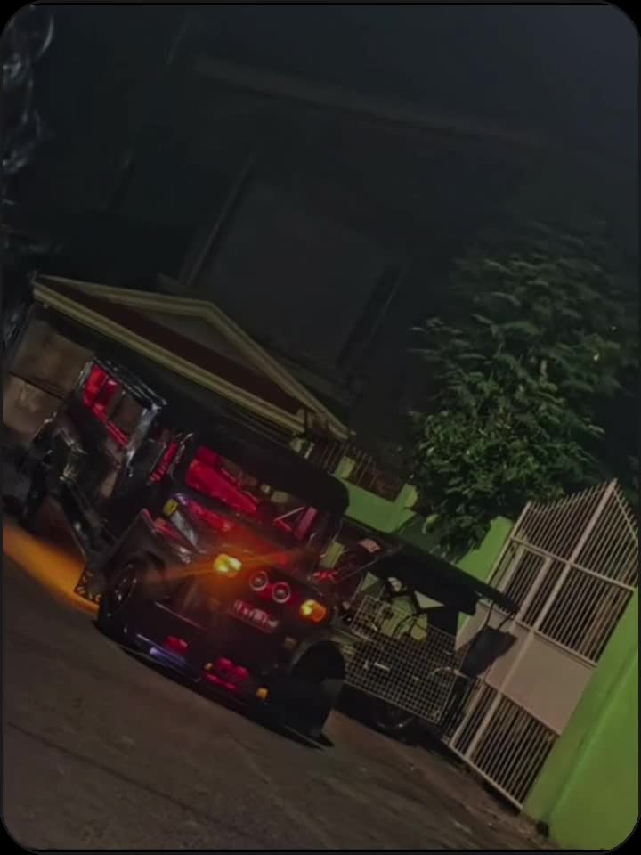 @FakeJeepNeys📸🔥