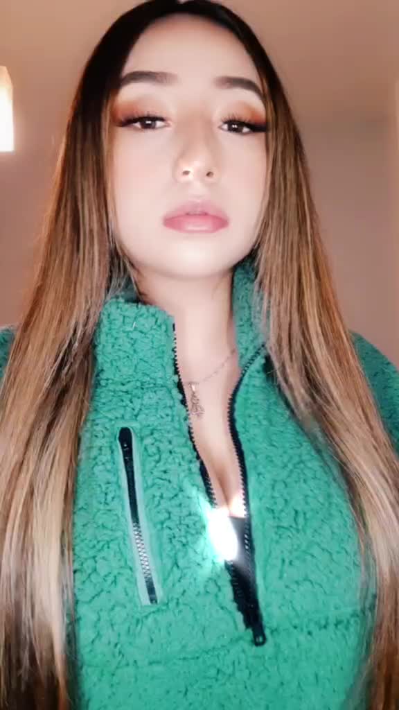@Nena