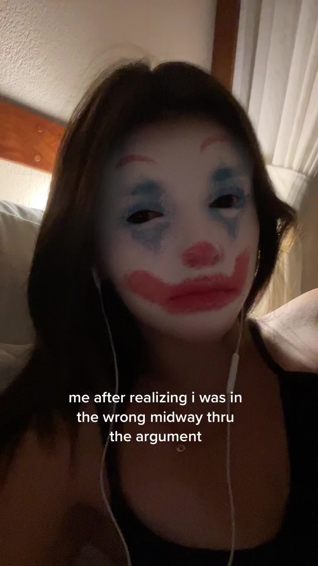 @🙇&zwj;♀️