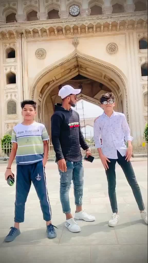 @azaan Al Arab boy